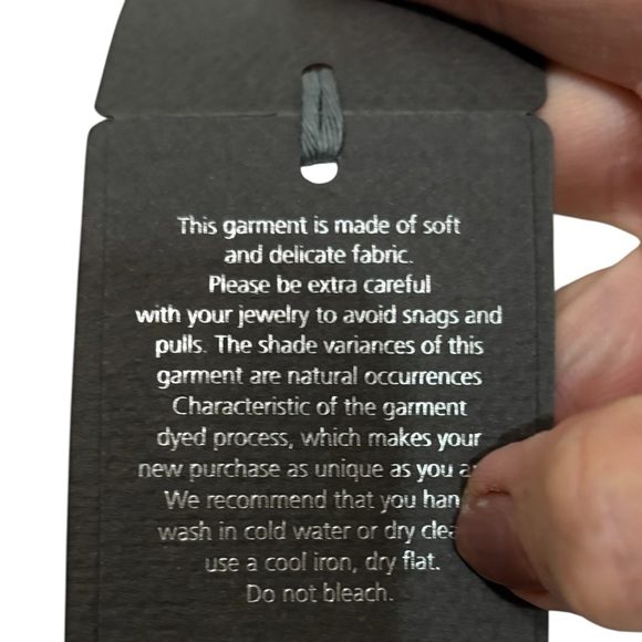 MADE IN ITALY - NEW WITH TAGS SIZE LARGE - 30% SILK WHITE TOP - OPEN SIDES - B19 - Picture 8 of 9